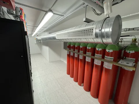 Oltópalackok a technológiai térben